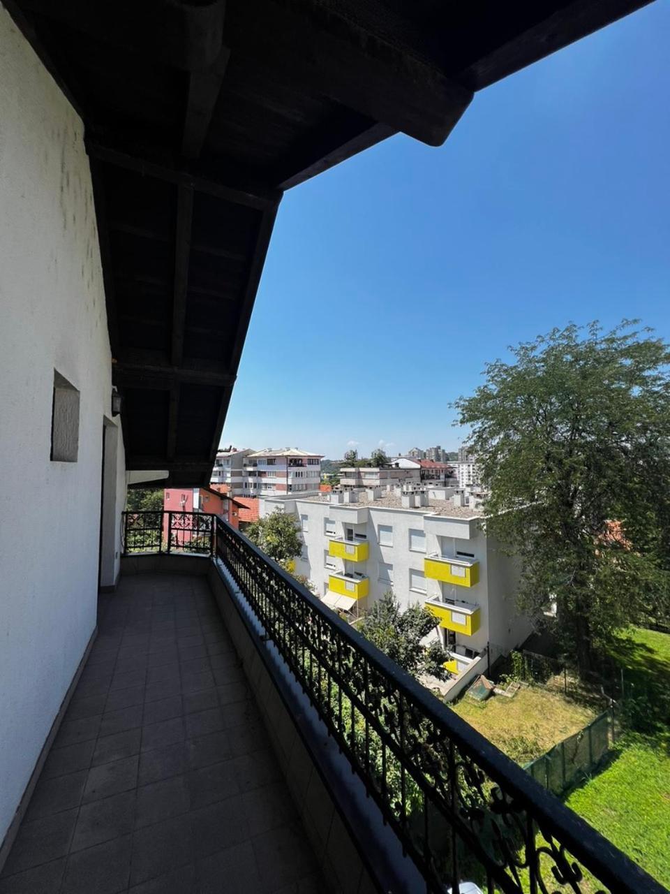 Hostel Tuzla Ngoại thất bức ảnh