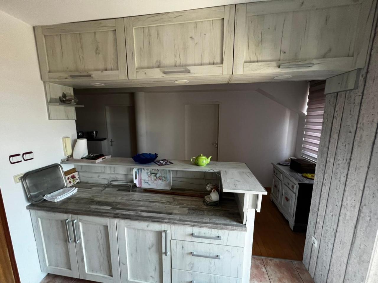 Hostel Tuzla Ngoại thất bức ảnh