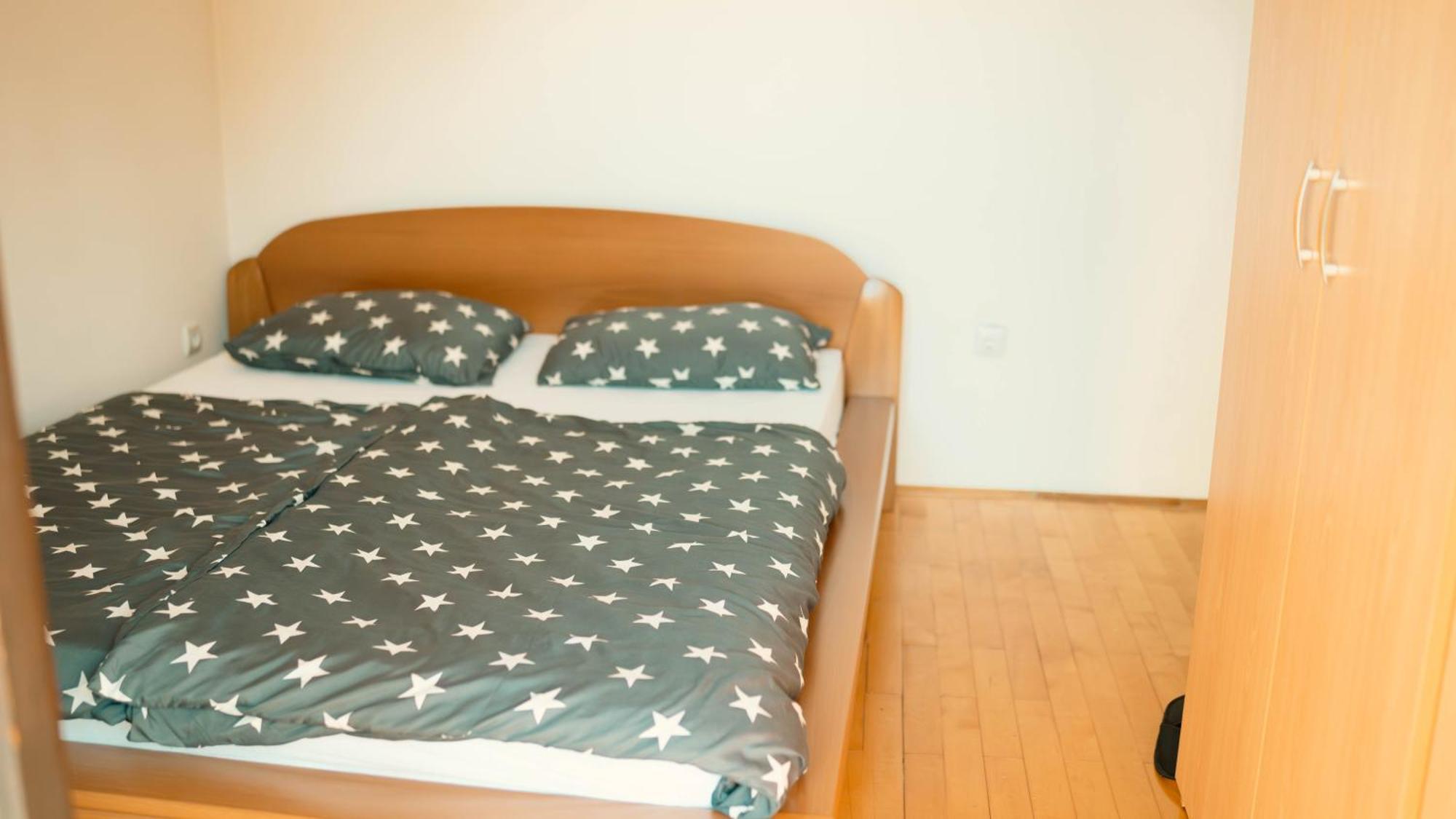 Hostel Tuzla Ngoại thất bức ảnh
