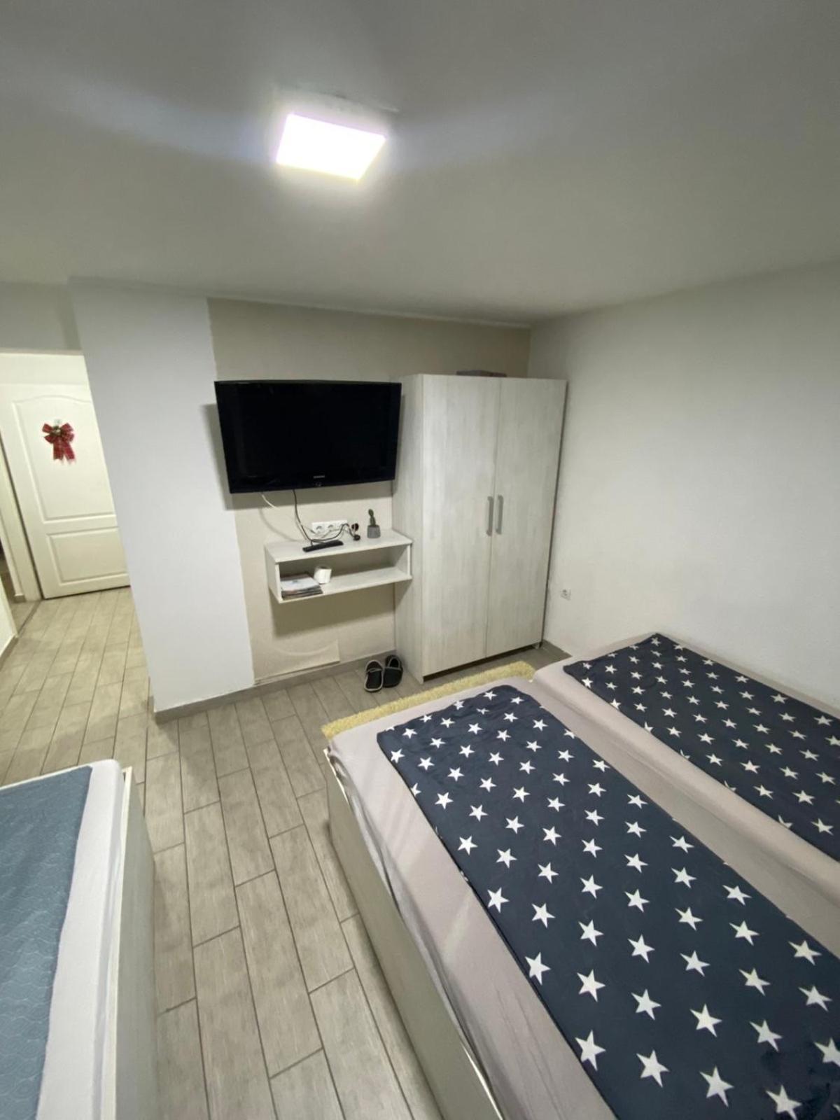 Hostel Tuzla Ngoại thất bức ảnh